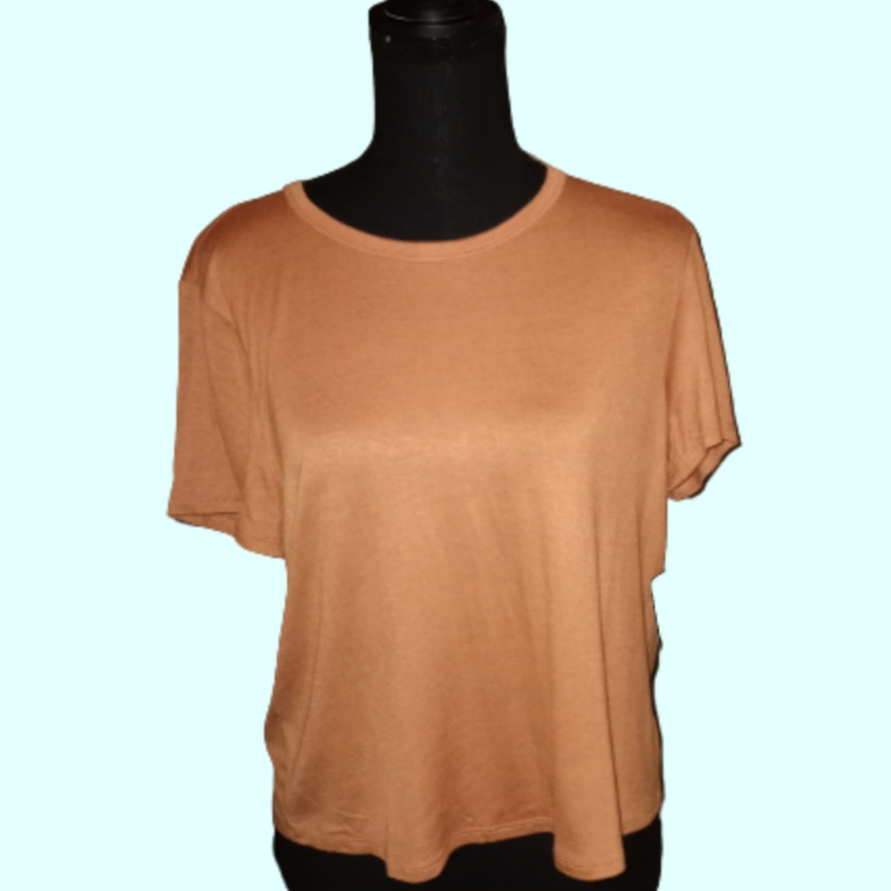 Rags II Riches Women's Open Backed Tee